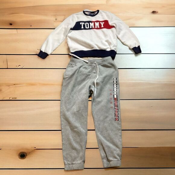 Tommy Hilfiger Men’s Medium sweat suit - Picture 1 of 4